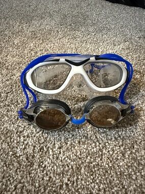 Hurley Kids Swim Goggles and Mask in Blue, White, Black